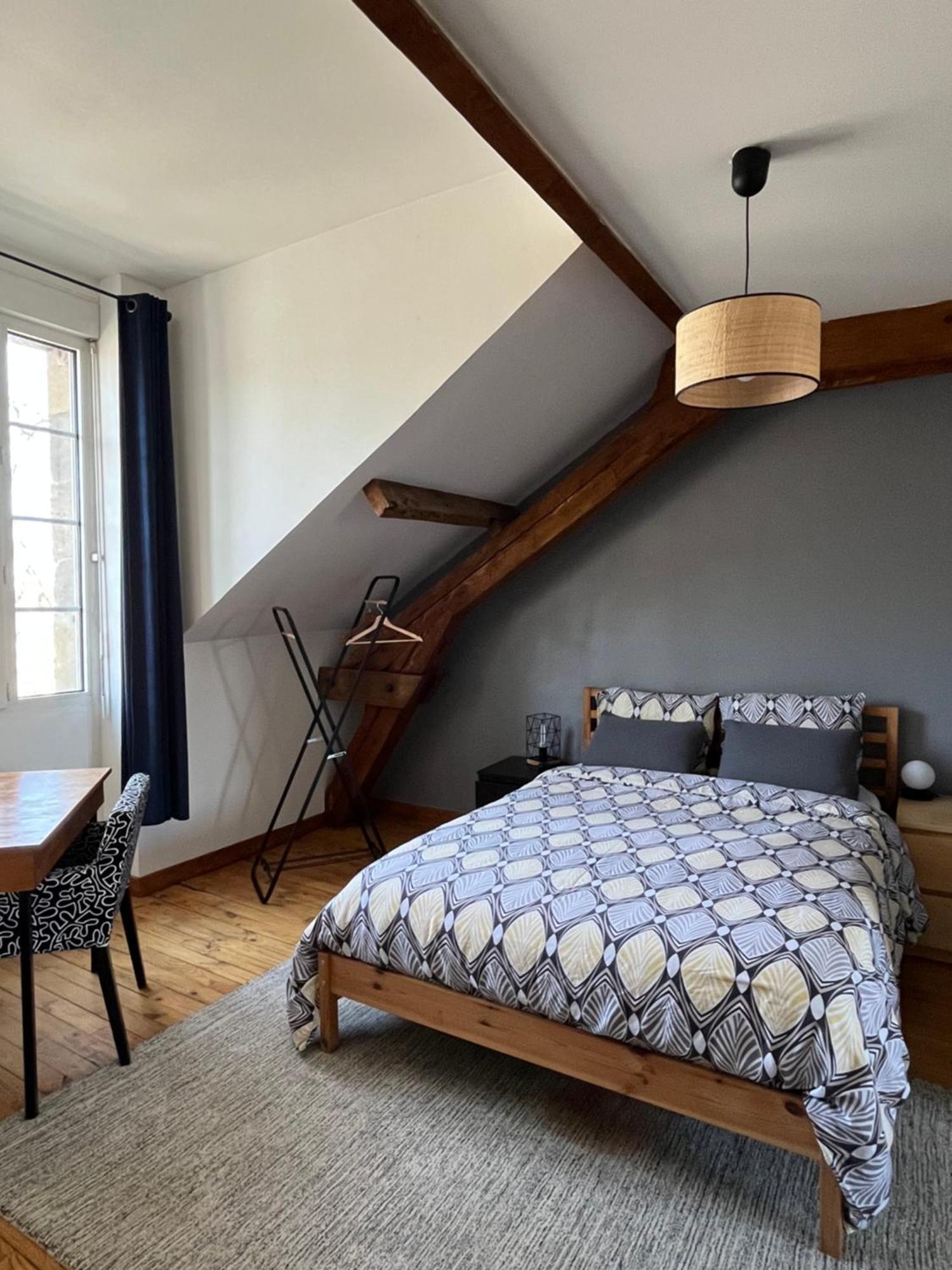 Duplex De Charme En Centre Ville Avec Terrasse 브리브라가야르드 외부 사진